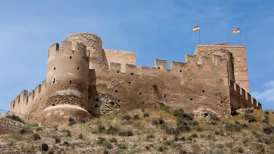 castillo de san fernando en alicante